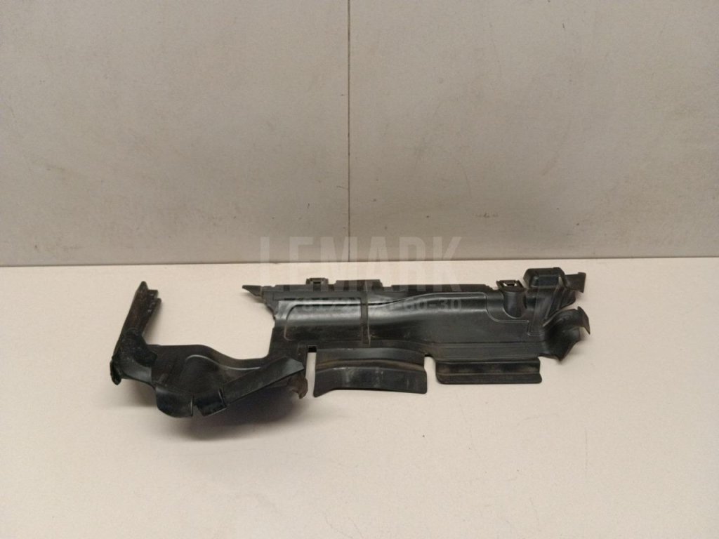 Воздуховод радиатора правый для  Audi A4 [B8] 2007-2015