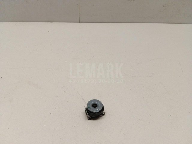 Крепеж фары