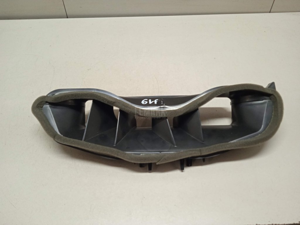 Воздуховод отопителя