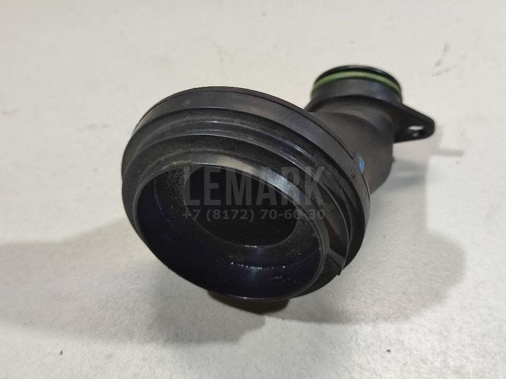 Горловина маслозаливная