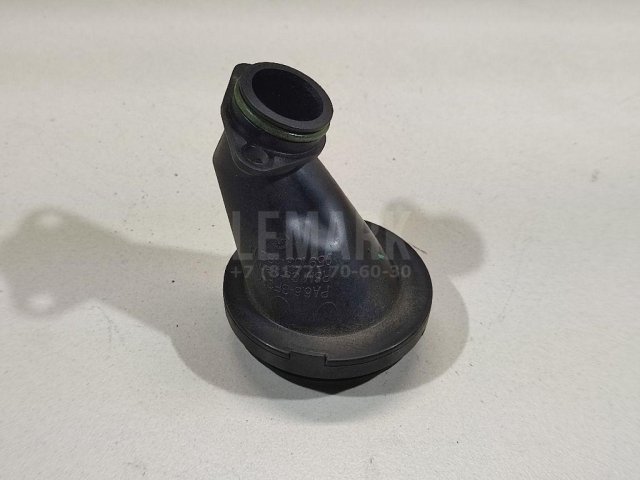 Горловина маслозаливная