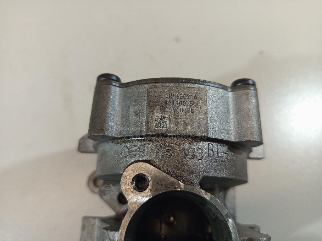 Насос масляный для  Audi A4 [B8] 2007-2015