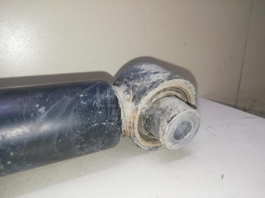 Амортизатор задний