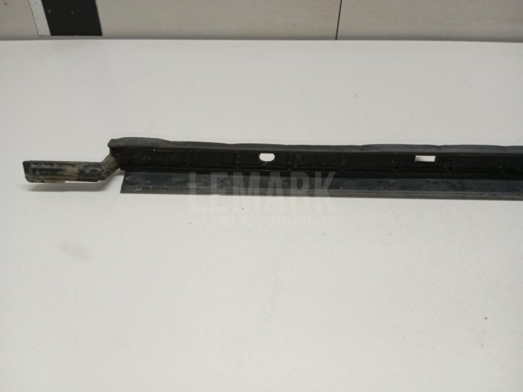 Воздуховод радиатора нижний