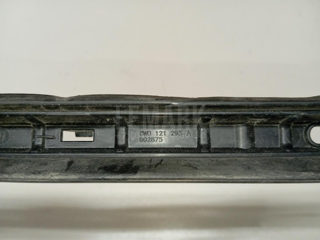 Воздуховод радиатора нижний