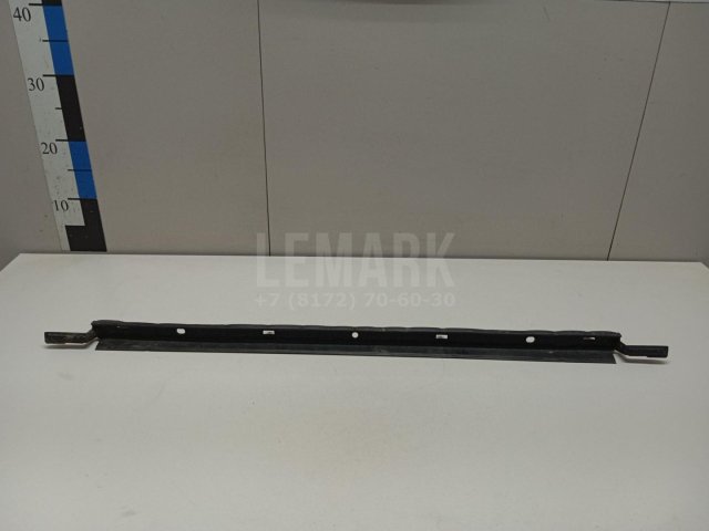 Воздуховод радиатора нижний