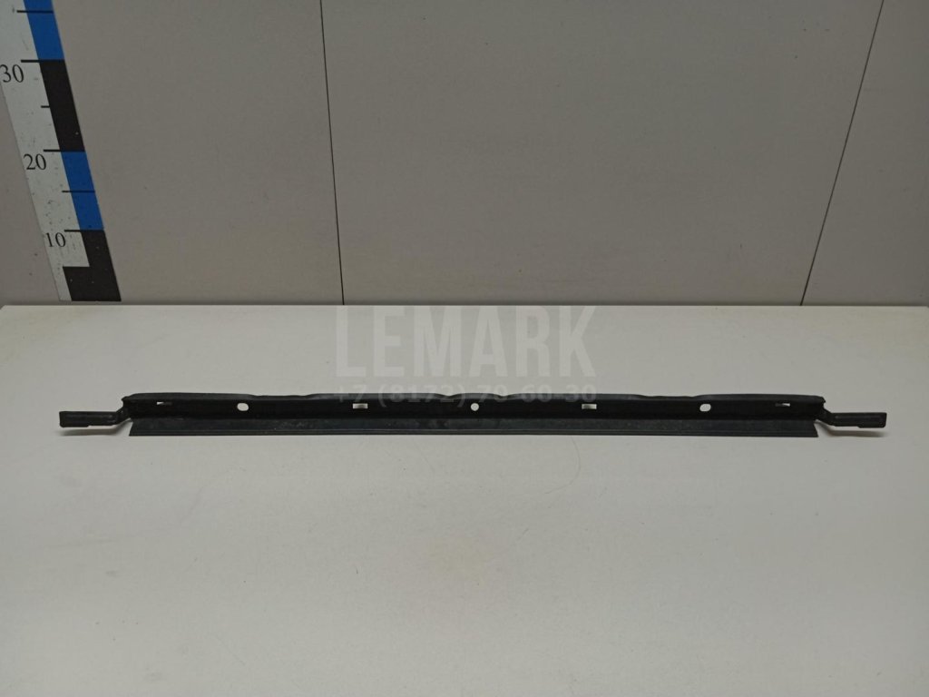 Воздуховод радиатора нижний