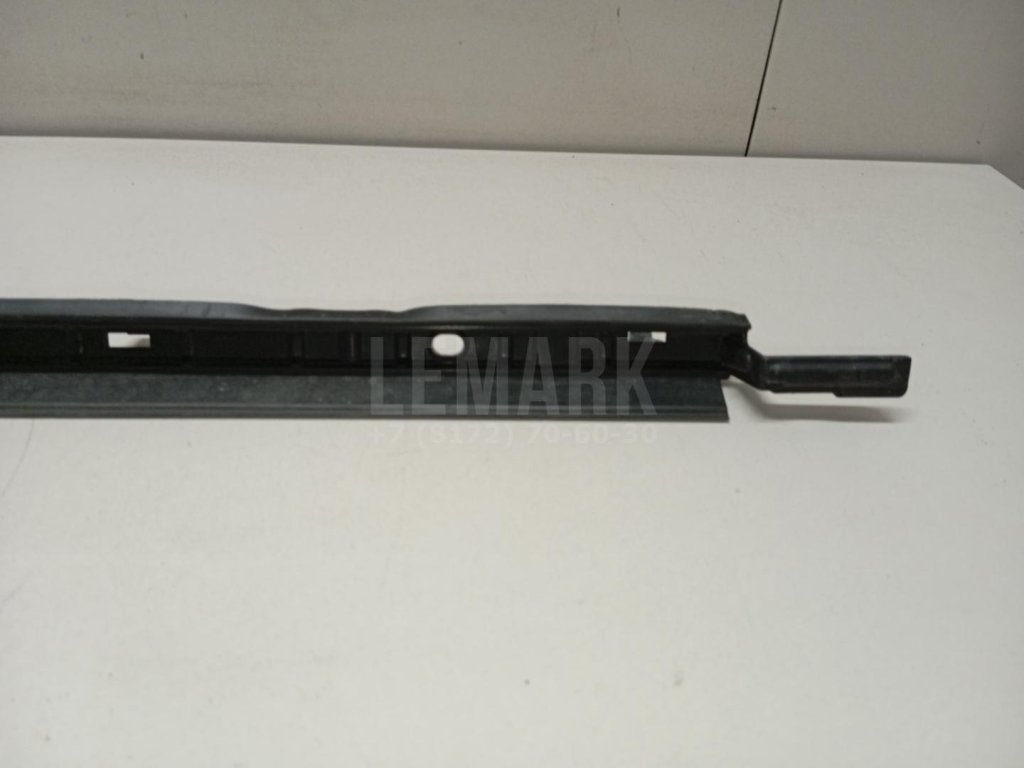 Воздуховод радиатора нижний