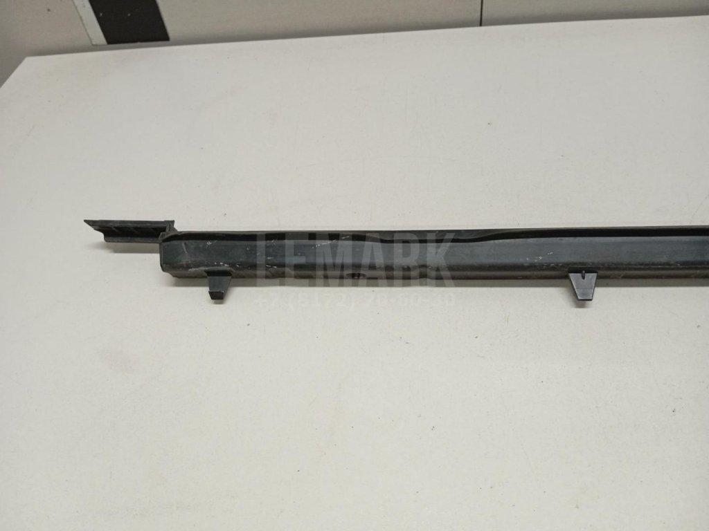 Воздуховод радиатора нижний