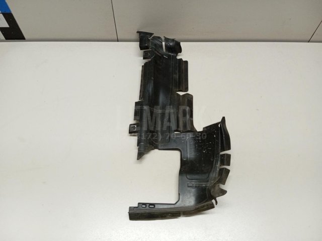 Воздуховод радиатора правый