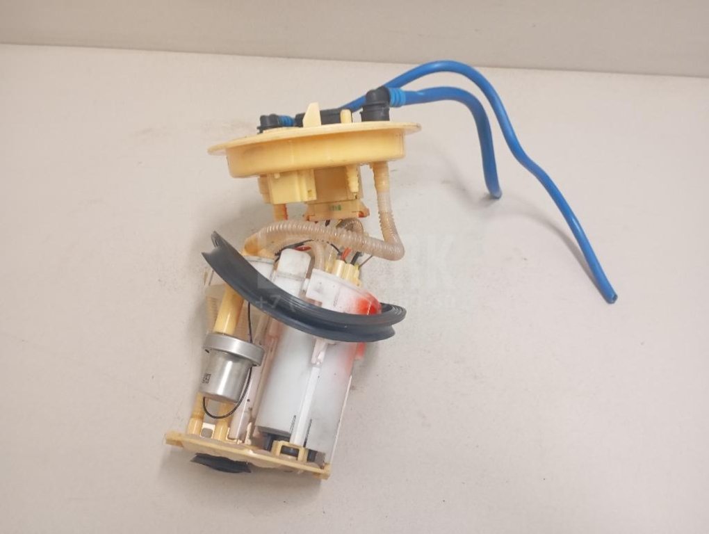 Насос топливный электрический