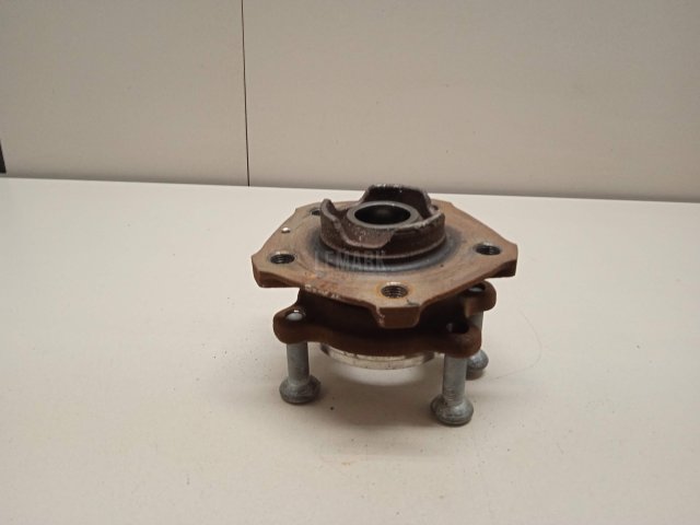 Ступица задняя