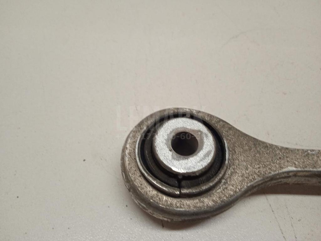 Стойка переднего стабилизатора