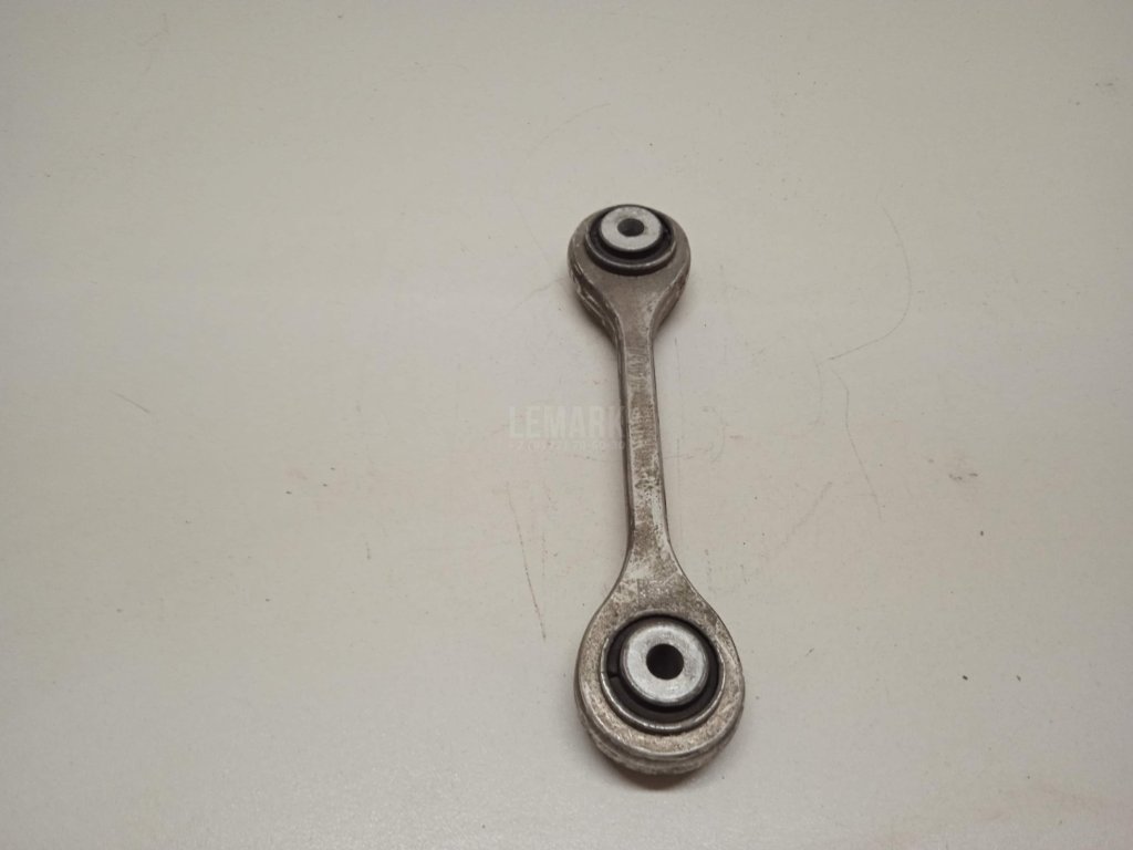 Стойка переднего стабилизатора