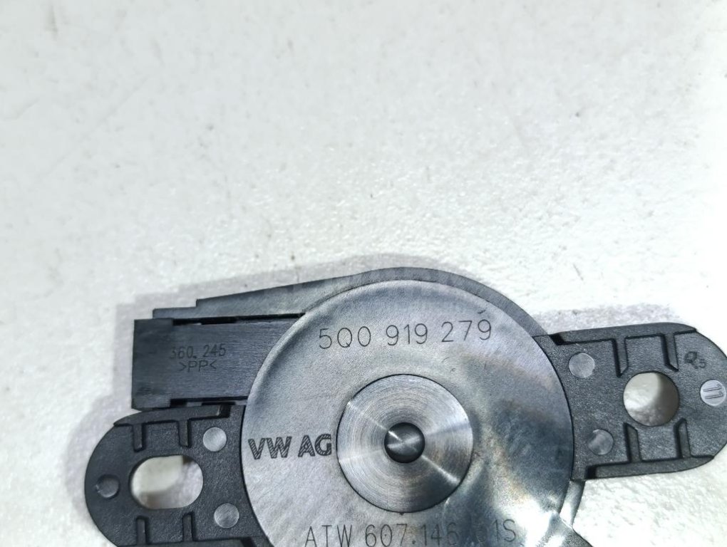 Динамик для  Alfa Romeo Alfetta 1974-1986