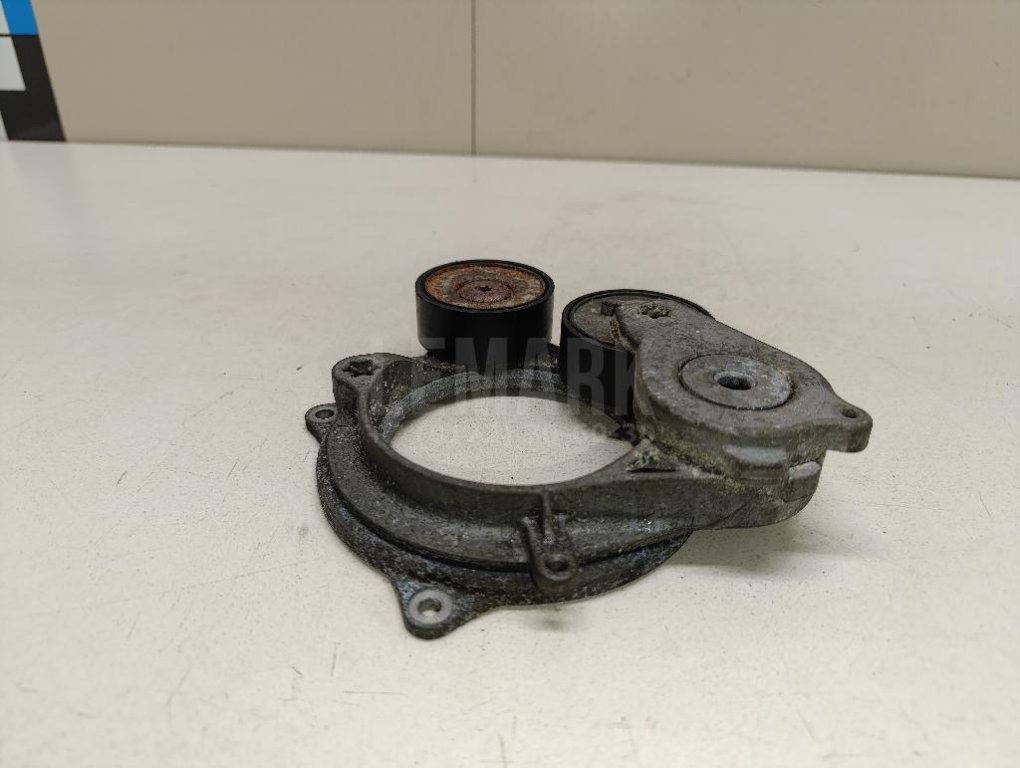 Натяжитель ремня