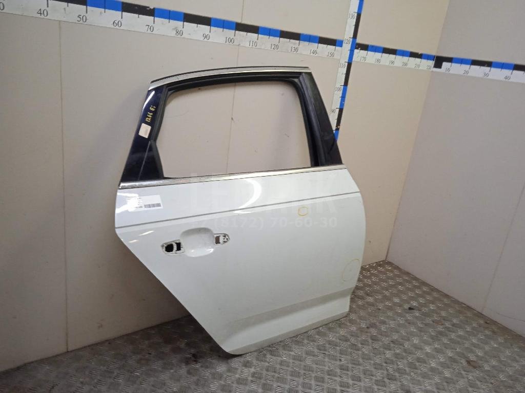 Дверь задняя правая