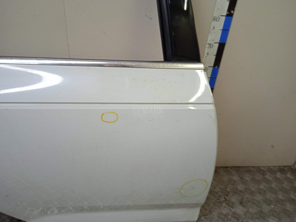 Дверь задняя правая