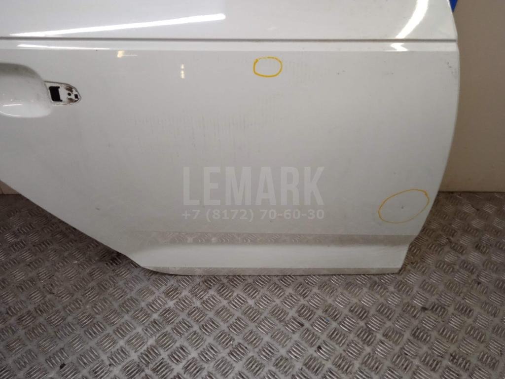 Дверь задняя правая