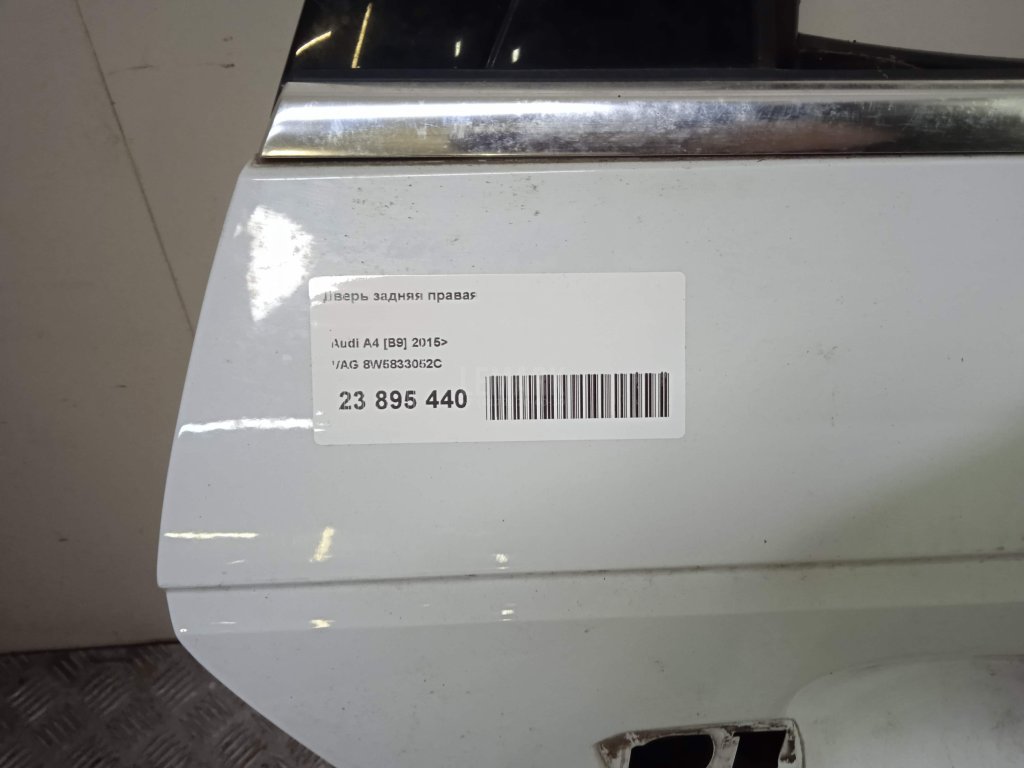 Дверь задняя правая