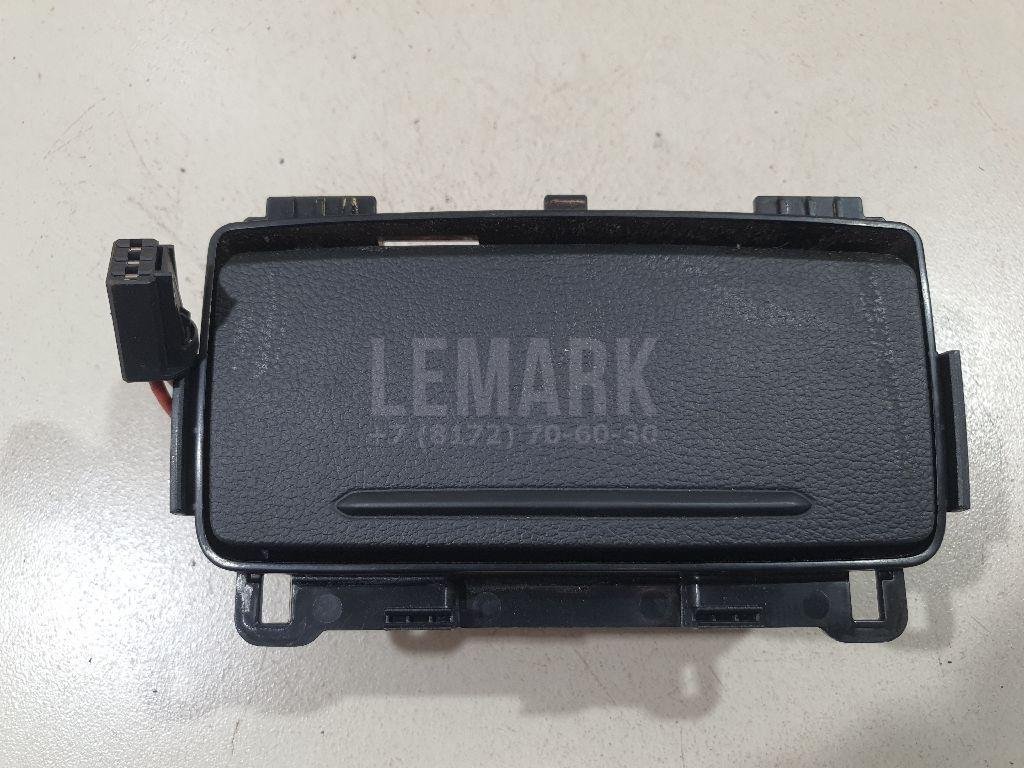 Пепельница задняя (в консоль)