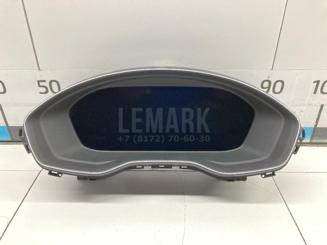 Панель приборов