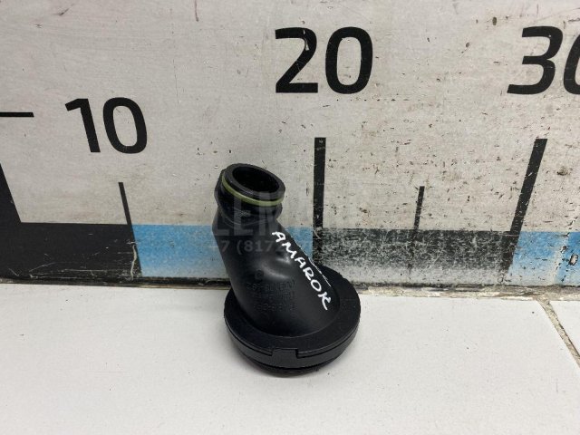 Горловина маслозаливная