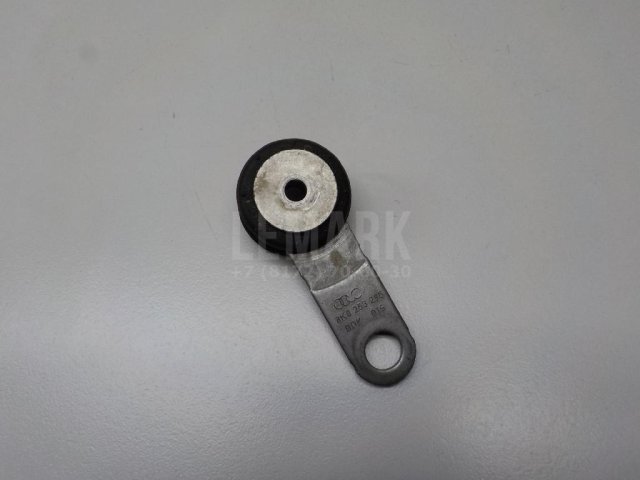 Кронштейн глушителя