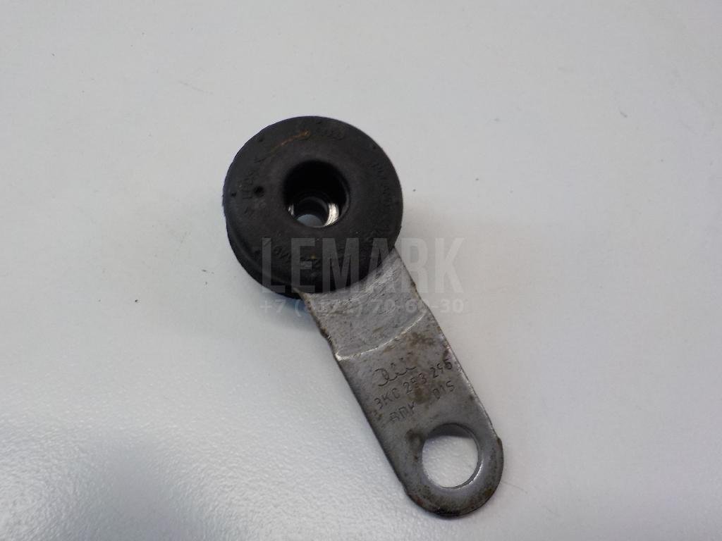 Кронштейн глушителя