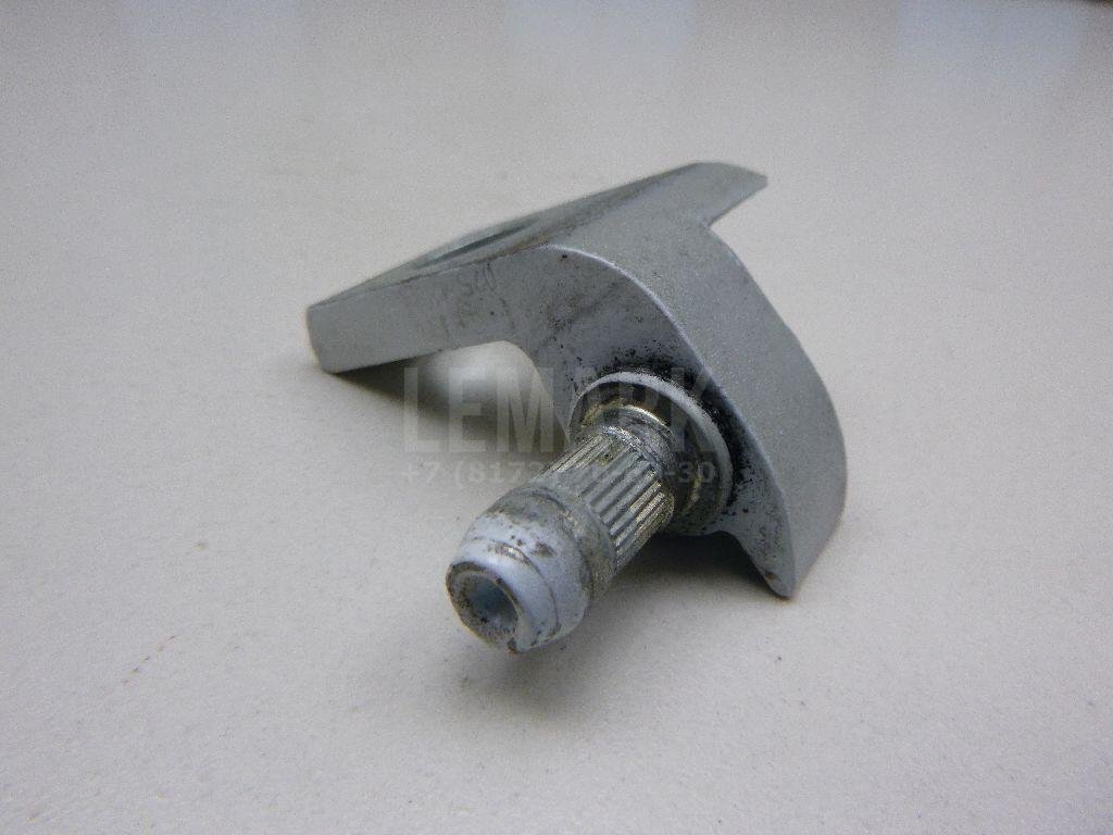 Петля двери