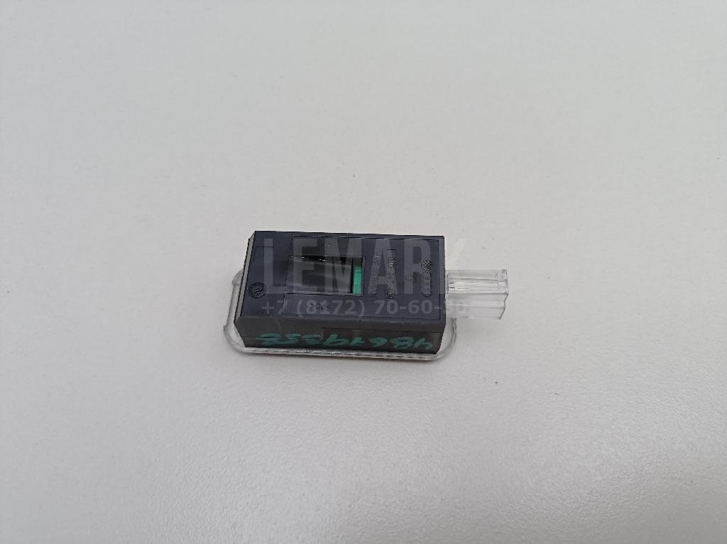 Плафон салонный