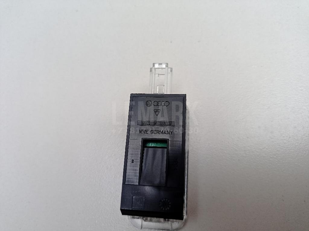 Плафон салонный