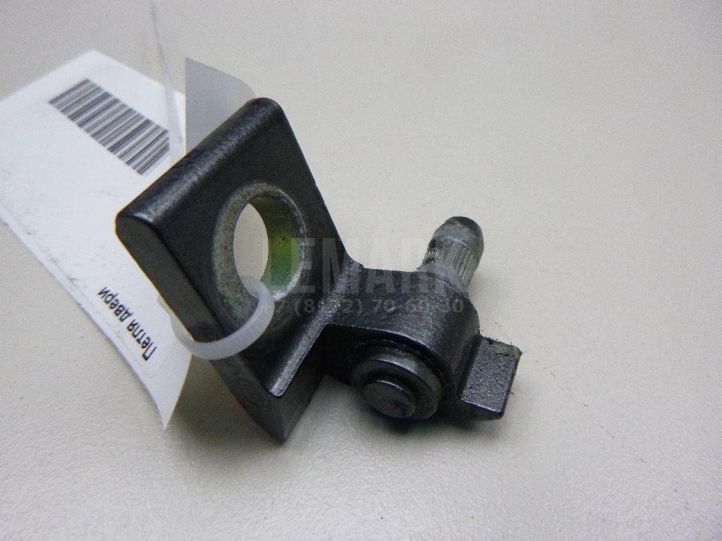 Петля двери