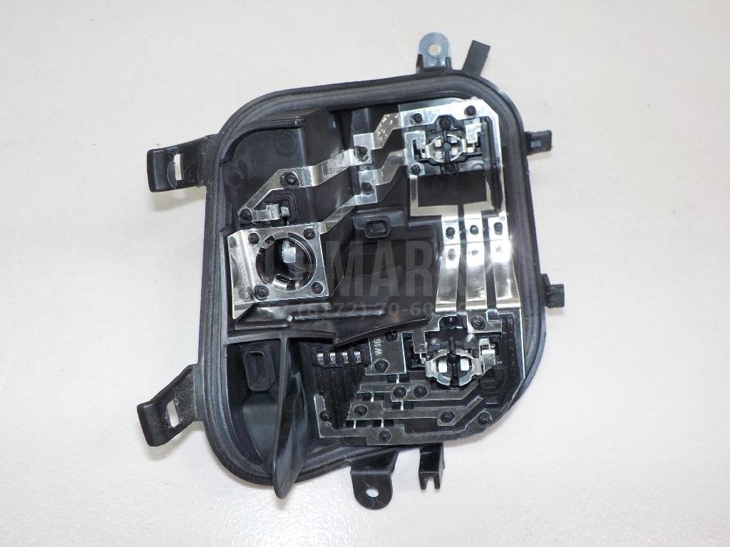 Плата заднего фонаря левого