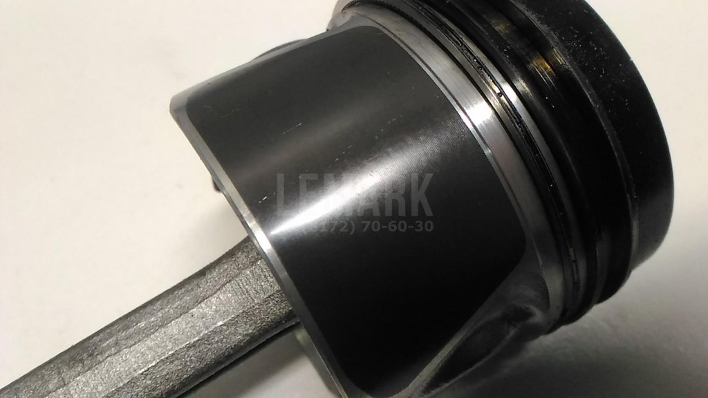 Поршень с шатуном