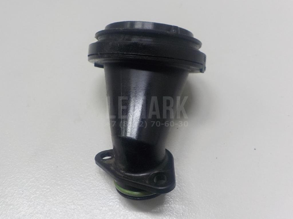 Горловина маслозаливная