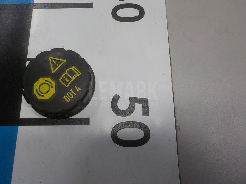 Крышка бачка тормозной жидкости