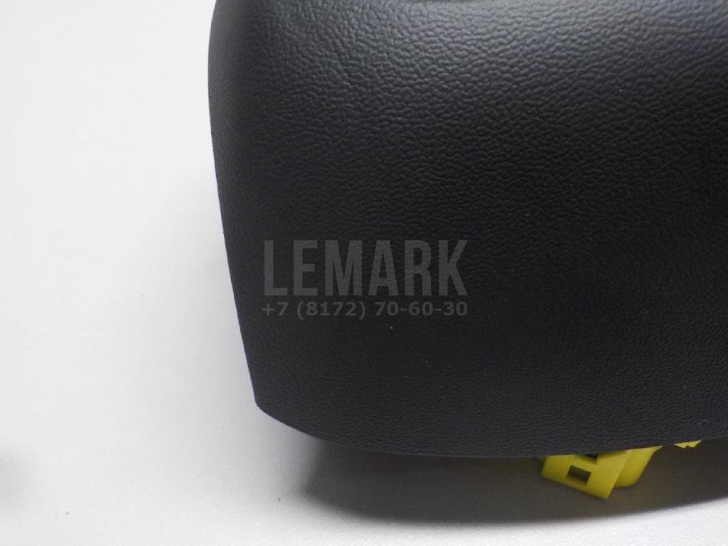 Подушка безопасности в рулевое колесо