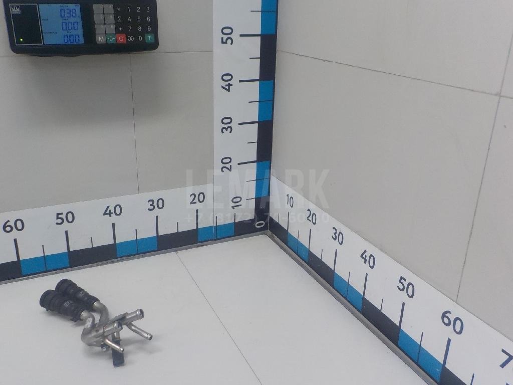 Трубка системы охлаждения