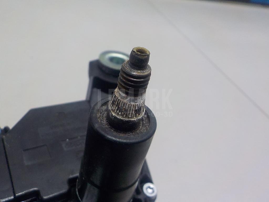 Моторчик стеклоочистителя задний