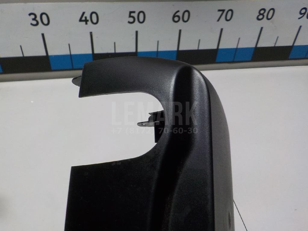 Кожух рулевой колонки нижний