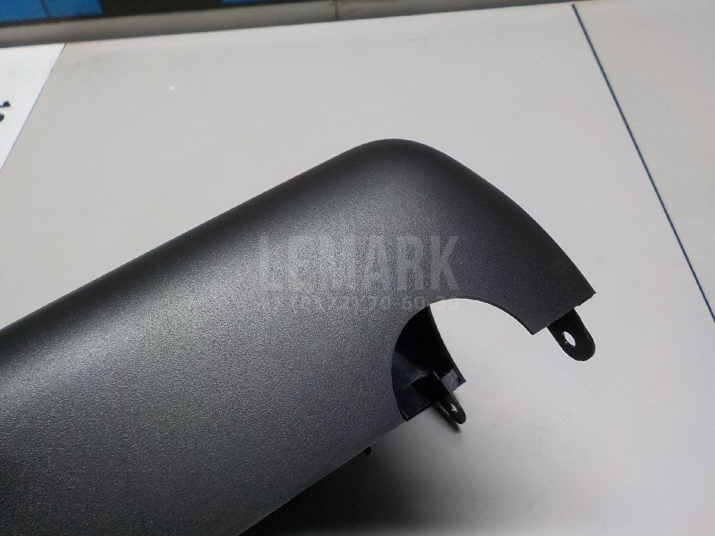 Кожух рулевой колонки нижний