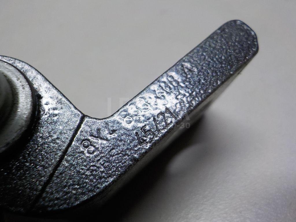 Петля двери для  Audi A4 [B8] 2007-2015