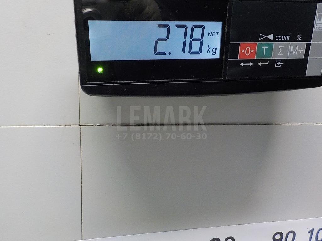 Стекло двери передней правой