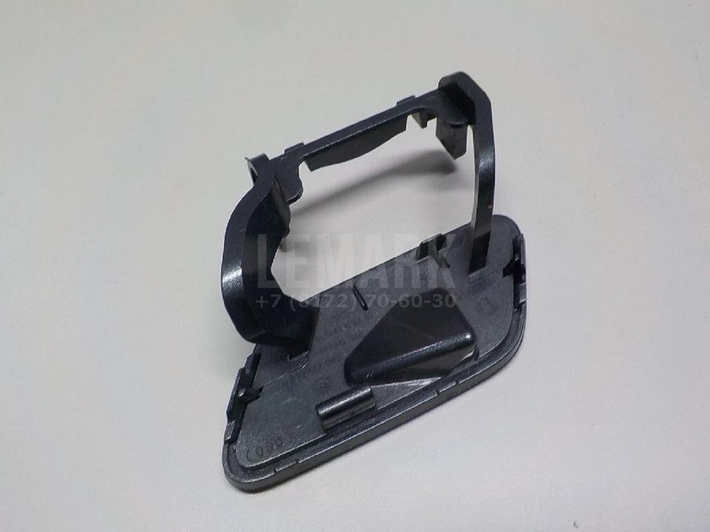 Крышка форсунки омывателя