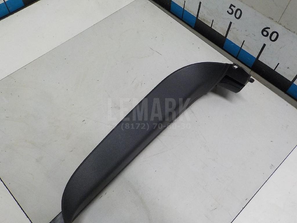 Обшивка двери багажника