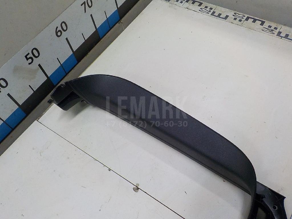 Обшивка двери багажника