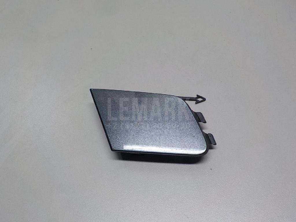 Заглушка буксировочного крюка