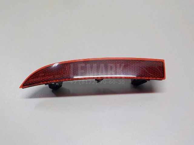 Отражатель в бампер задний левый