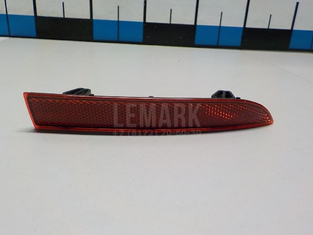 Отражатель в бампер задний правый